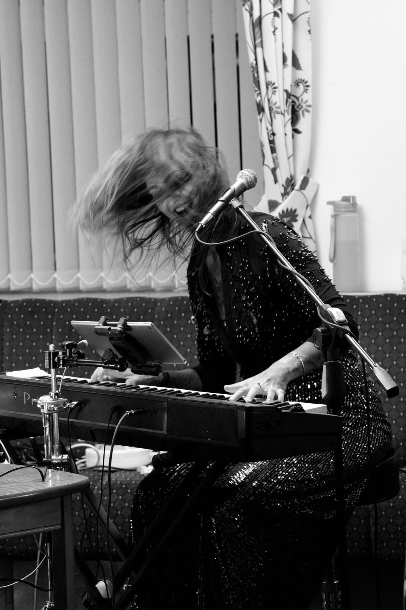 Britt & The Backbeat live