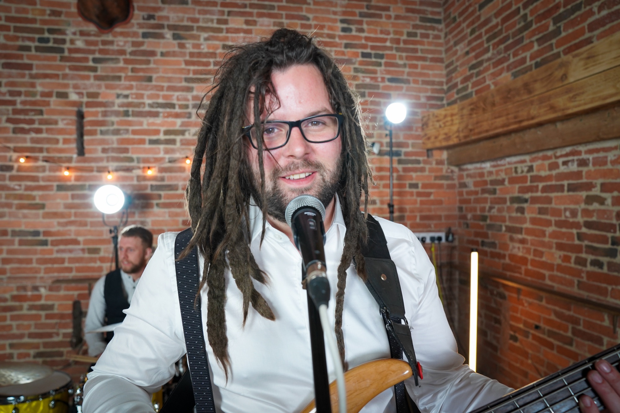 Folk Fables live