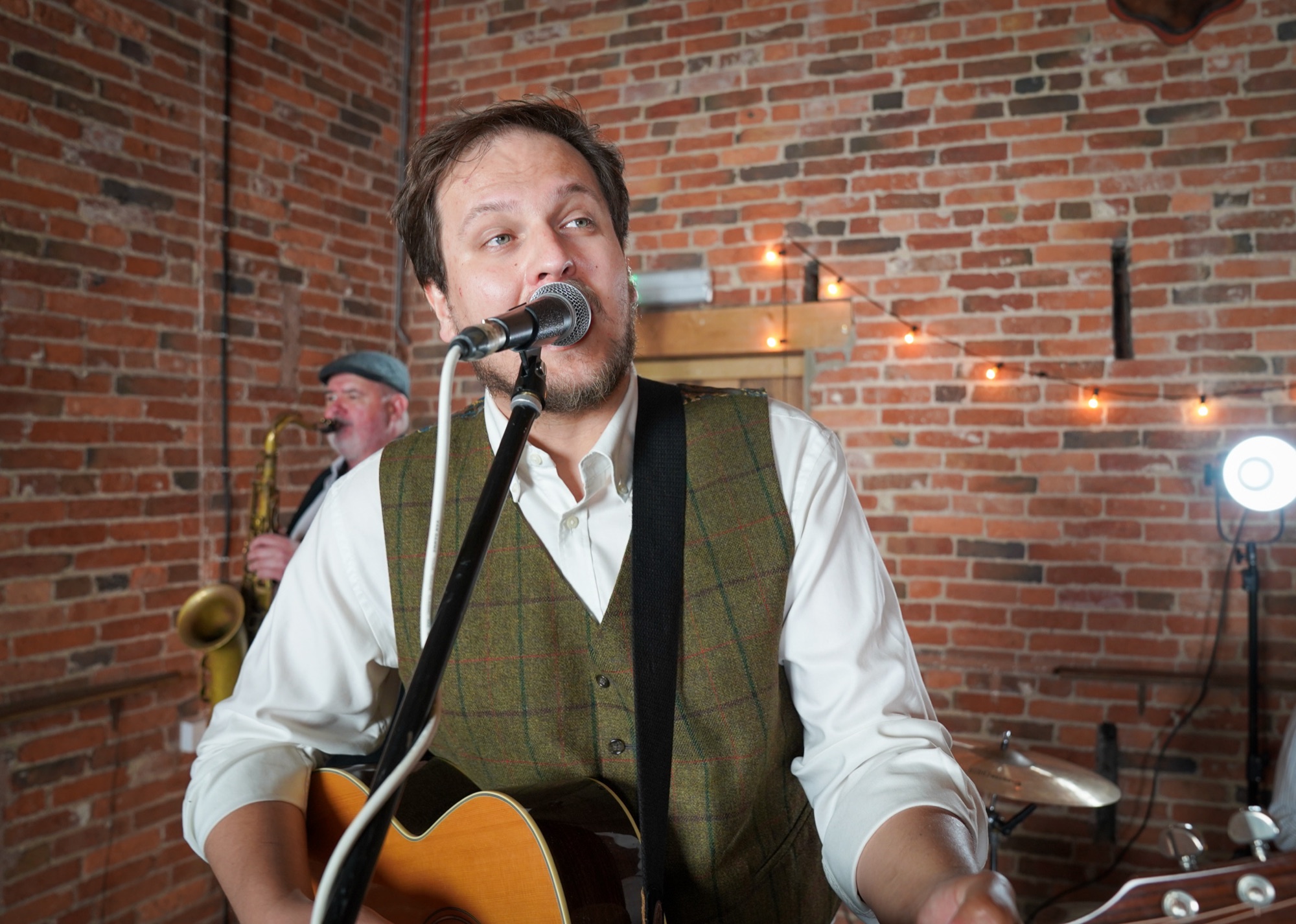 Folk Fables live