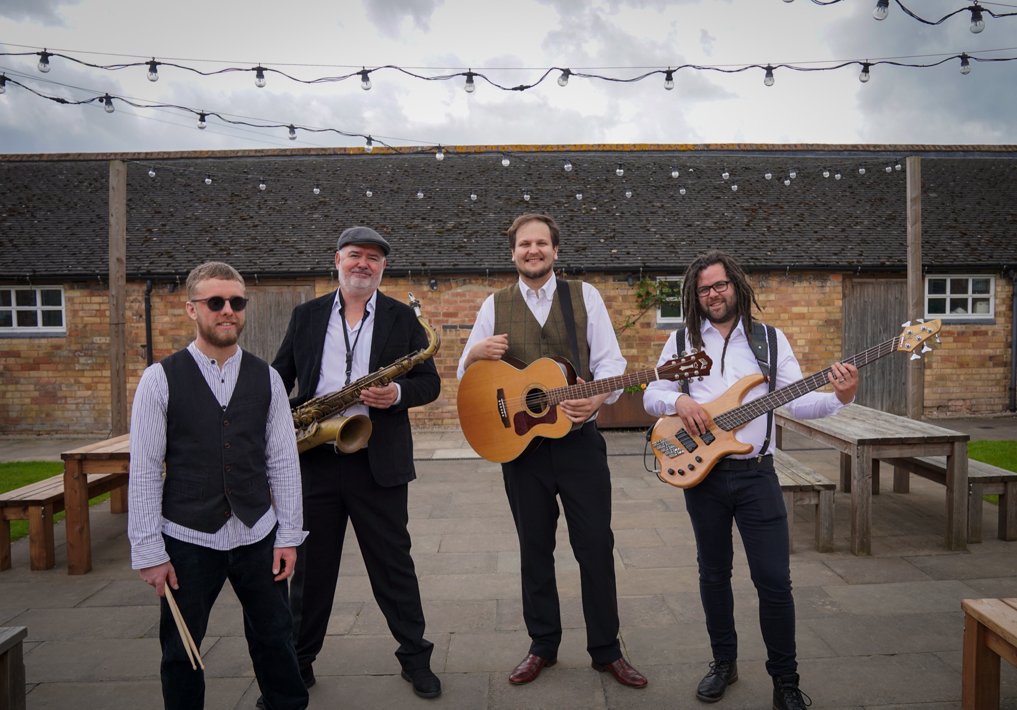 Folk Fables live