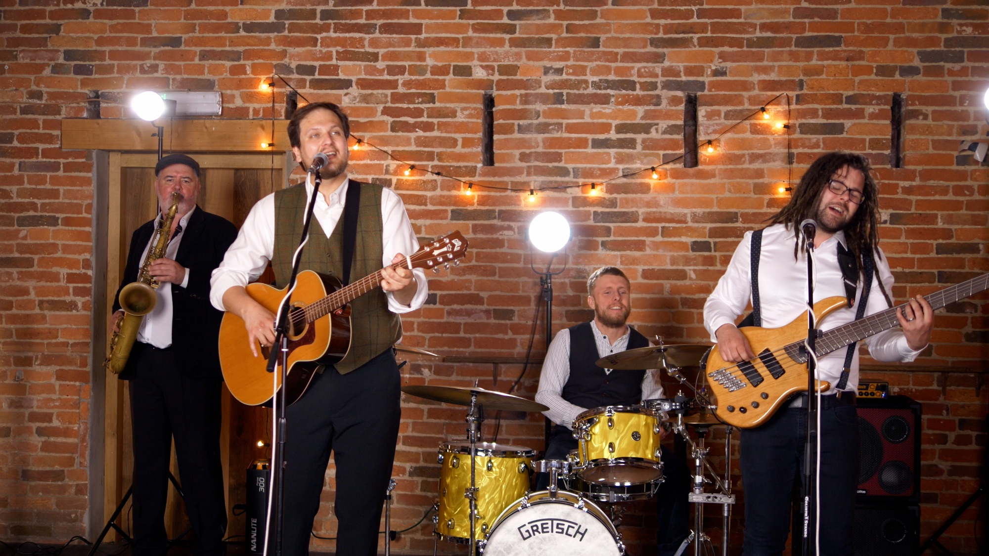 Folk Fables live