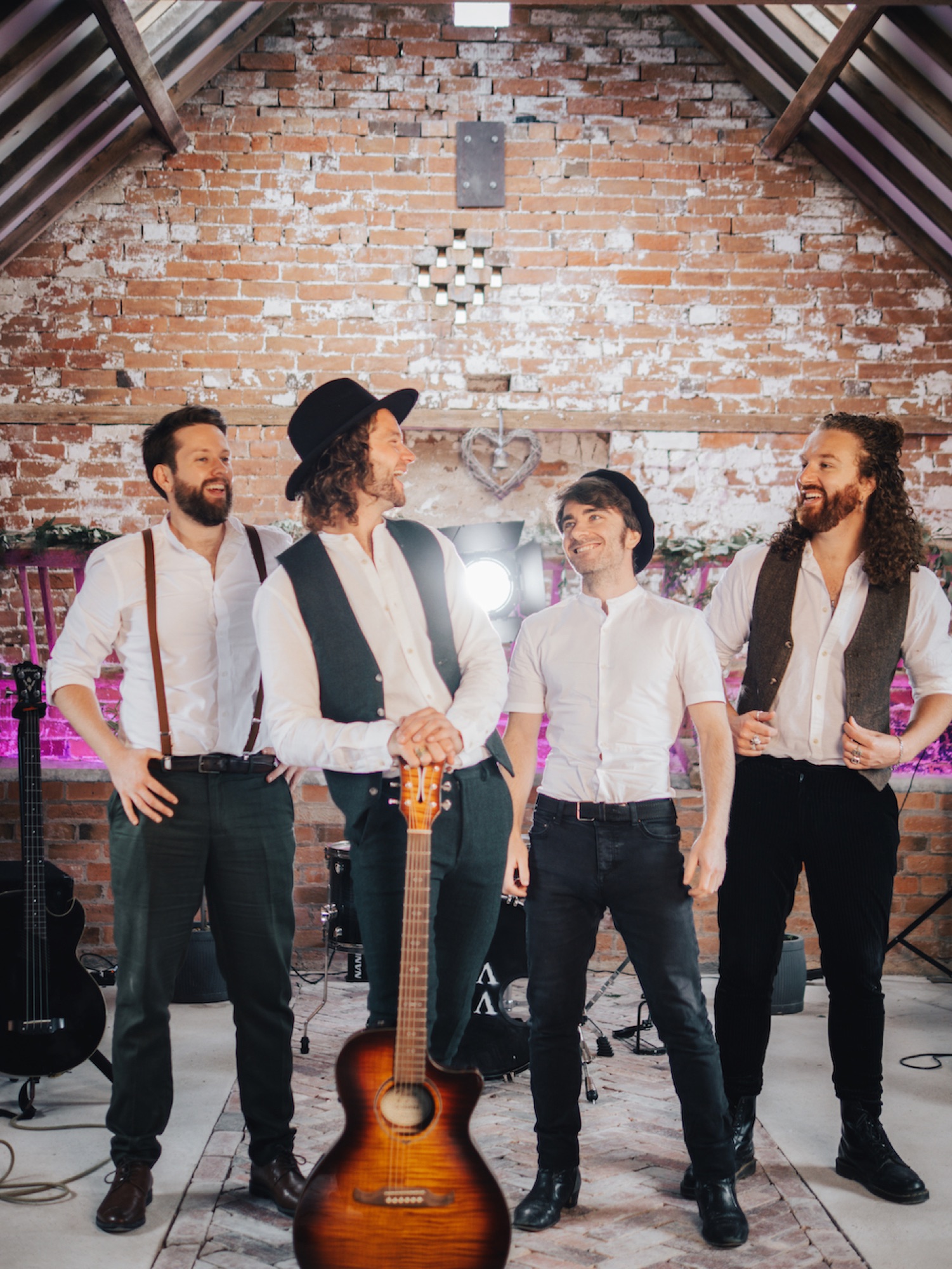 Folk Fever live