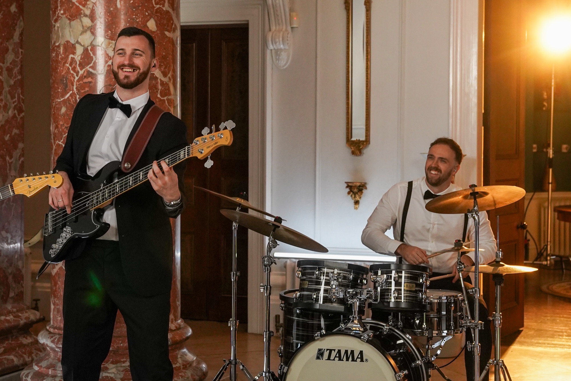 Groove & Tonic live