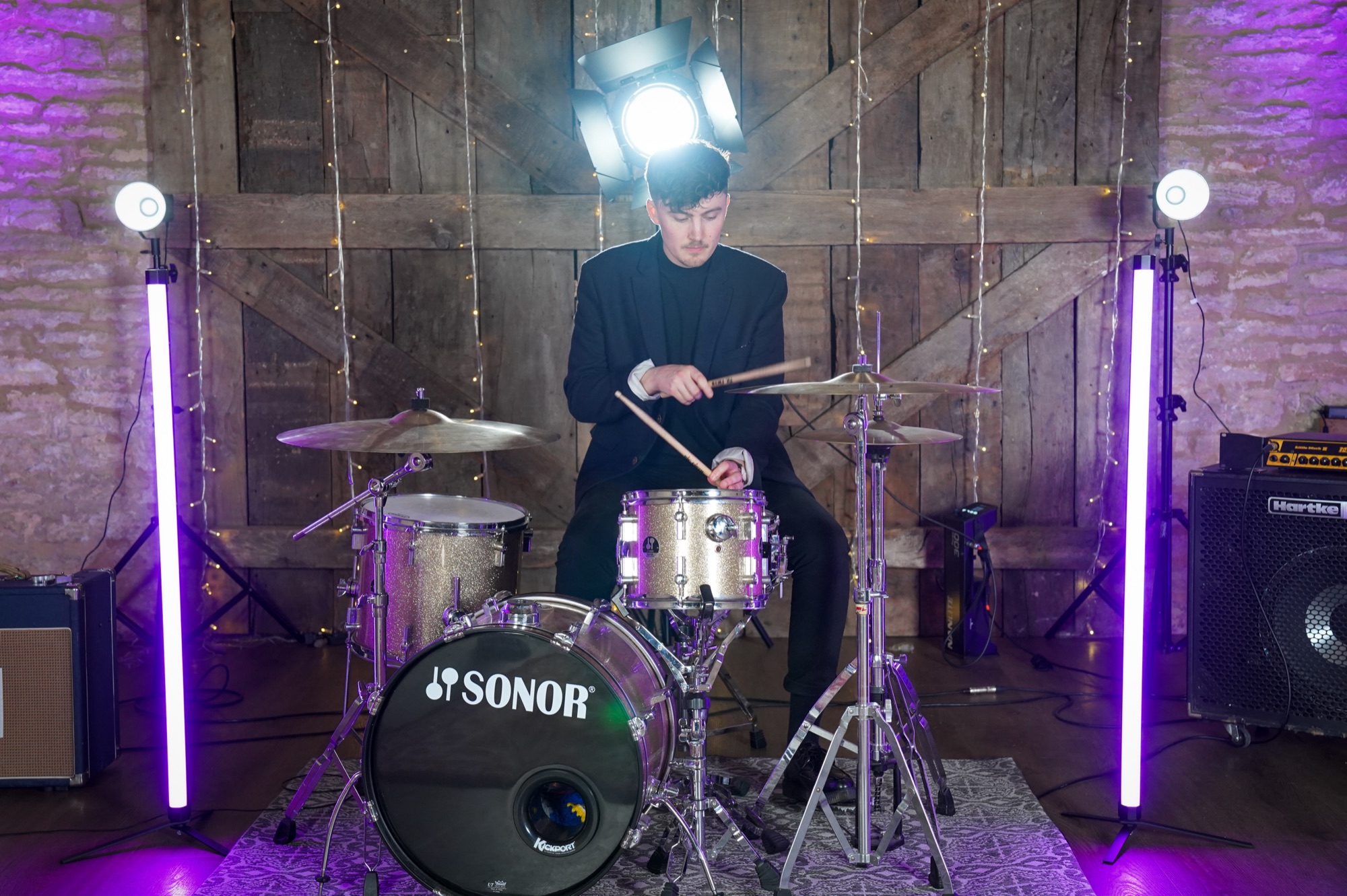 Midsummer Knights live
