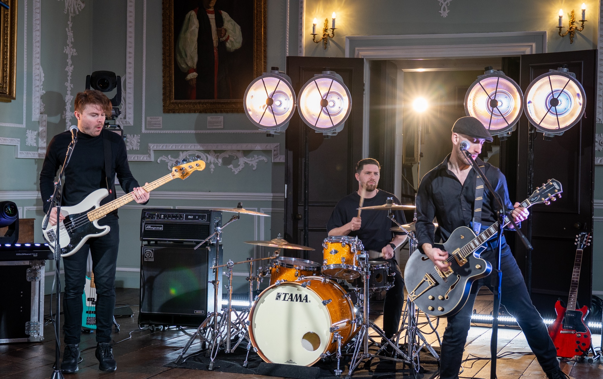 The Whistlepunks live